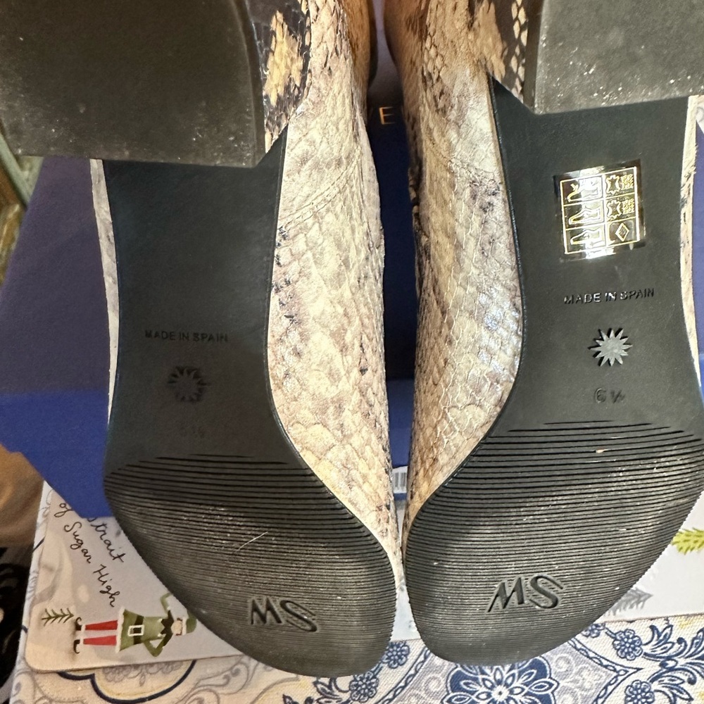 Stuart Weitzman Black and Cream Python Boots - image 7